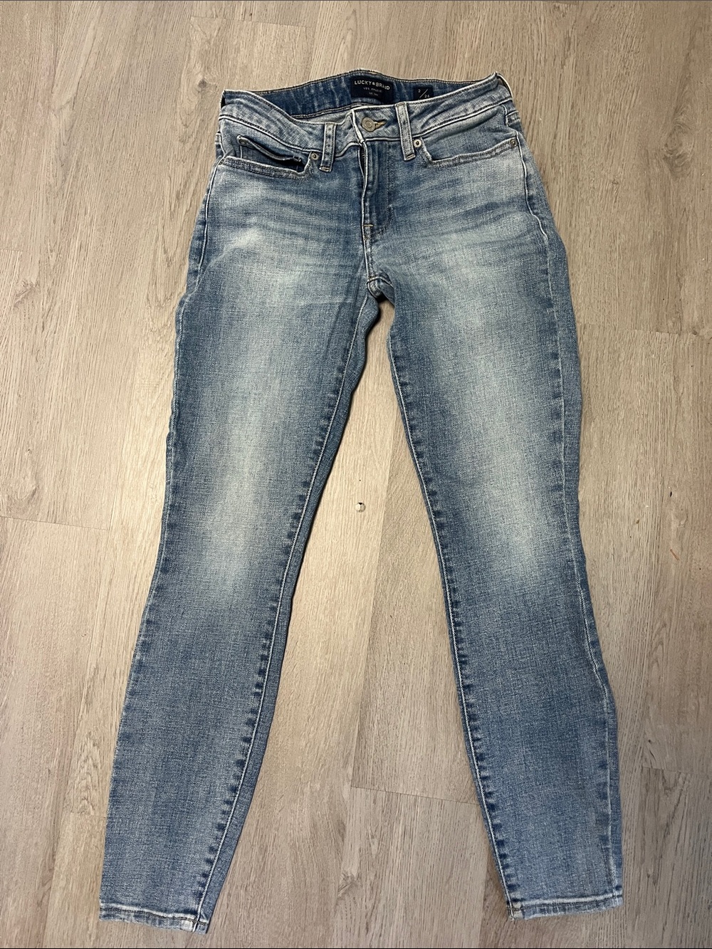 Lucky Brand Light Wash Women's Skinny Jeans - Classic Stretch Denim